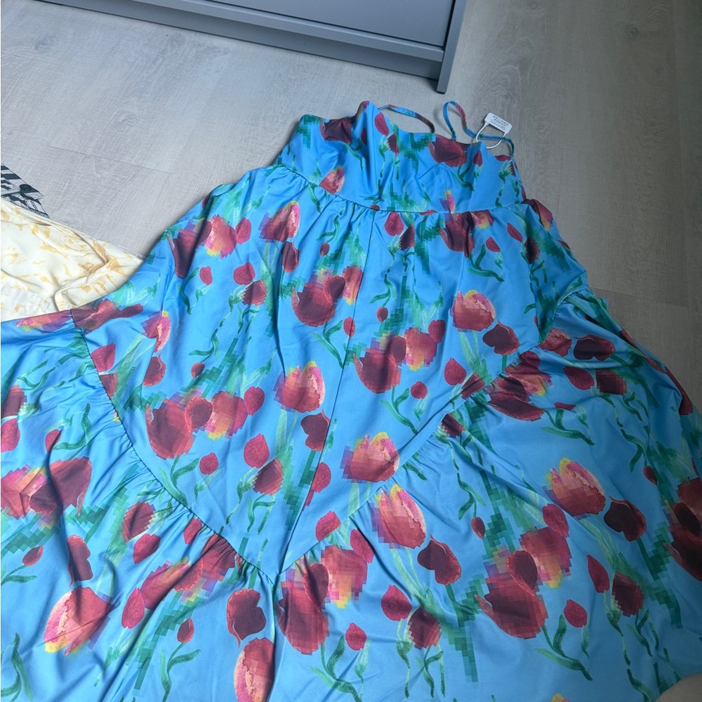 4 dresses selling as a set!!!
